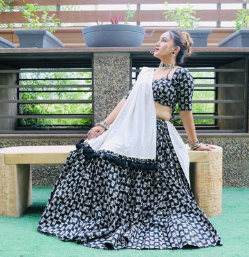 "Kunta" (आव्या) - black Ghagra Choli